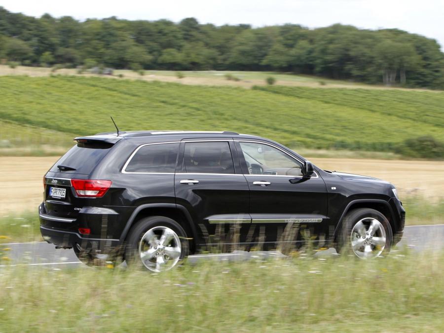  Jeep Grand Cherokee Overland Summit 2011 года  (EU) (фото 12 из 12)